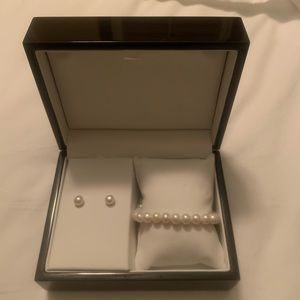 Kay Jeweler’s Pearl Set with Box